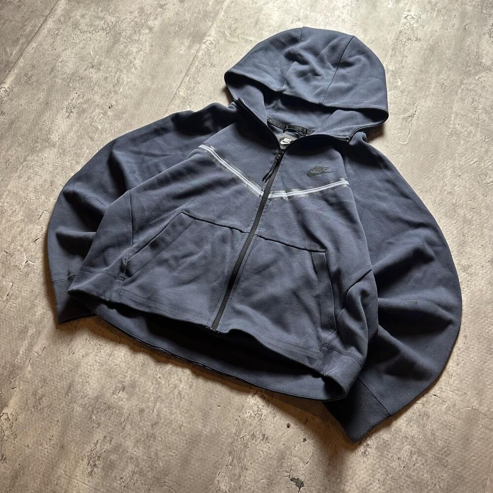 Nike Women's Navy and Blue Hoodie